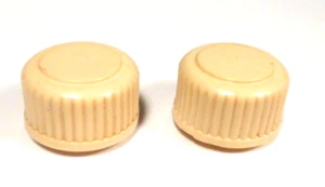 vintage TRAV-LER 5002 TABLETOP:  SET OF 2 BAKELITE push-on KNOBS. 7/8" diameter - Picture 1 of 3