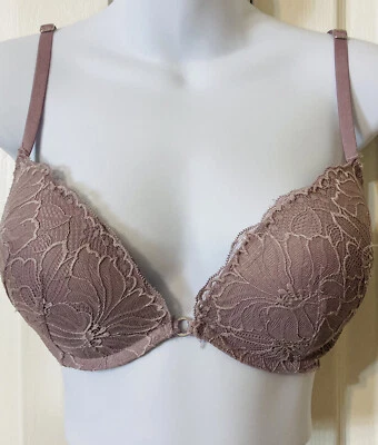 Gilly Hicks by Hollister Women's Super Push Up Plunge Bra 32D Light Purple - Image 1 of 4