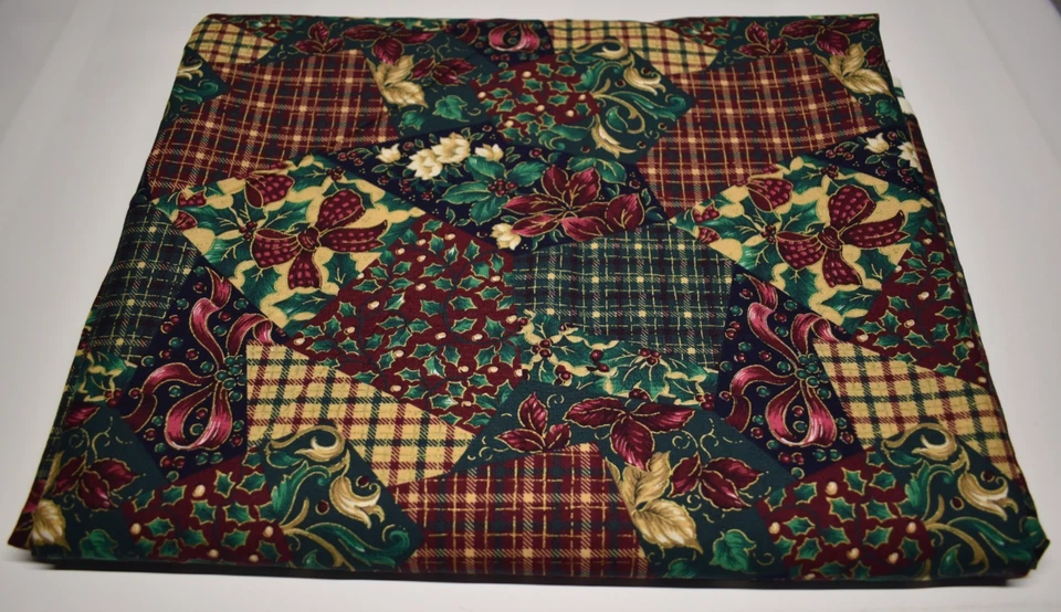 4 yards JOAN MESSMORE holiday CHRISTMAS FABRIC burgundy green VINTAGE flaw - Image 1 of 4
