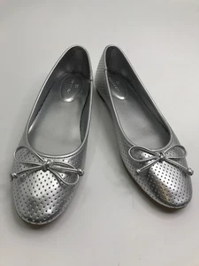 Bandolino Paprika perforierter Ballerinas silber 8,5 M neu ohne Karton - Bild 1 von 7