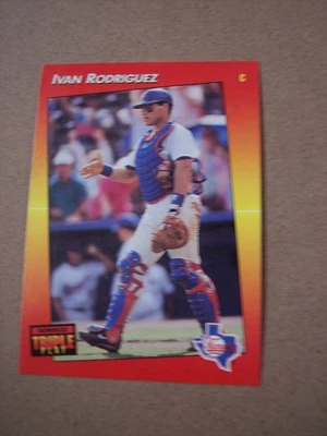 1992 Donruss Triple Play baseball Ivan Rodriguez card #51 NM-MT - Image 1 of 2