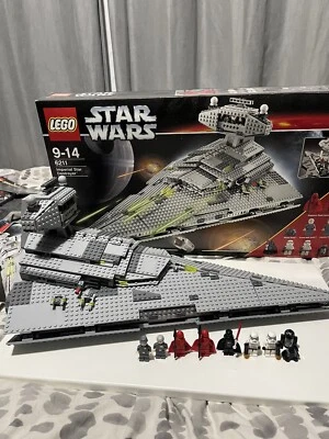 LEGO Star Wars: Imperial Star Destroyer (6211) - image 1 of 3