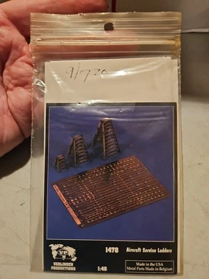 Verlinden Productions 1/48 Aircraft Service Ladders 1478 - Image 1 of 2
