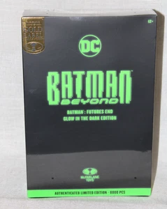 McFarlane Toys Future's End Batman Glow Edition DC Multiverse Gold Label - Imagen 1 de 6