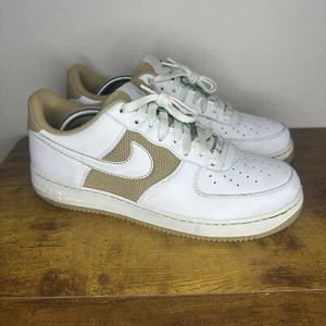 Nike Air Force 1 '07 Cloverdale Park Uomo Taglia 11.5 Bianco Oro - Foto 1 di 7