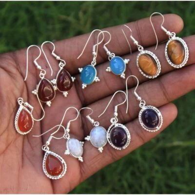 Pendiente de diseñador enchapado en plata de ley 925 con ojo de tigre natural y mezcla de piedras preciosas Foto 1 de 3