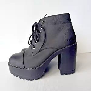 ROC Pampas Leather Platform Boots Block Heel Lace up 37 / 6 As New Chunky 90s - Picture 1 of 8