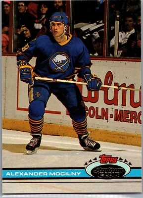 1991-92 Topps Stadium Club  Hockey- #195 Alexander Mogilny - Image 1 of 2