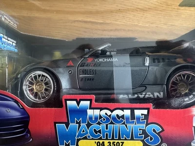 Muscle Machines 1:18 Dragspec Die Cast 04 350Z Spider - Image 1 of 4