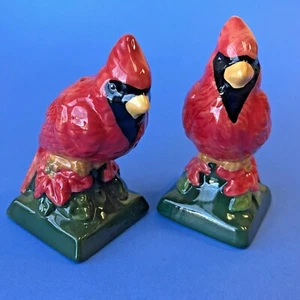 2 Cardinals ceramic Salt & Pepper Shakers, NEW in orig. box, Department 56, 2008 - Picture 1 of 11