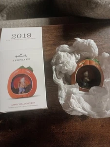Hallmark 2018 Ornament  - "Happy Halloween" -  - Halloween - Picture 1 of 5