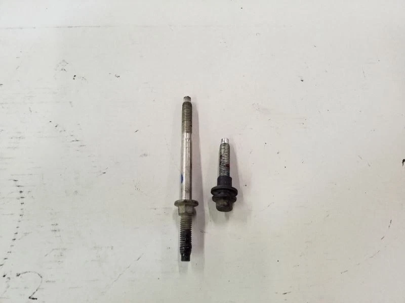 6.7L Valve Cover Mounting Bolts | Fits 2012-2014 Ford F250 F350 - Image 1 of 1