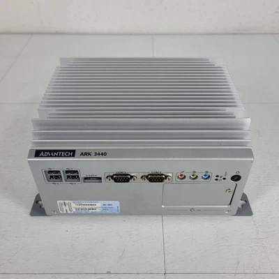 PROBADO Advantech ARK-3440 Industrial Integrado Sin Ventilador PC Compacto con Windows XP Foto 1 de 4