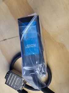 SICK Laser Sensor with Serial Connector - Industrial Automation - Bild 1 von 4