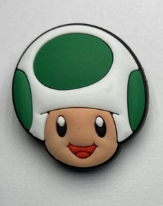 Super Mario Bros Themenpaket Schuh Charms, Jibbitz für Crocs *Neu* 1 Stck. Grüne Kröte - Bild 1 von 1