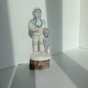 Astronaut . Space. Ceramics. USSR.VINTAGE.1960-1970 - Picture 1 of 9