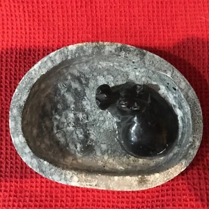African Soapstone Trinket Dish w/ Carved Hippopotamus 5" x 6" - Picture 1 of 4