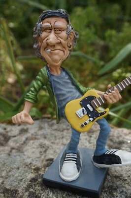 MERVEILLES6172 841.669 FIGURINE KEITH RICHARDS ROLLING STONES POP STAR WARREN STRATFORD