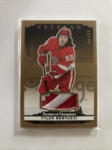 2022-23 Upper Deck Parkhurst Champions - Parche dorado Tyler Bertuzzi #116 (MEM) - Imagen 1 de 2