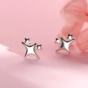 Orecchini a perno stella con illuminazione in argento sterling 925 - Foto 1 di 5