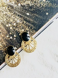 Black Oval Enamel Hollow Circle Fan Retro Elegant Clip, Earrings Gold Women Her - Picture 1 of 8