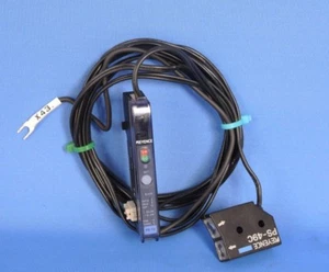 Keyence PS-T2 Amplifier with PS-49-C Sensor and Cable - Picture 1 of 4