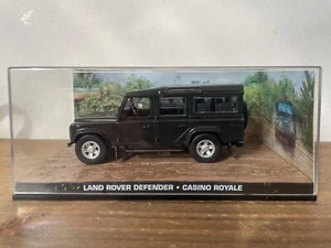 LAND ROVER DEFENDER #85 007 James Bond Collection Model CASINO ROYALE DieCast - Picture 1 of 6