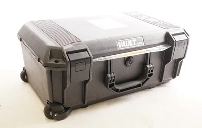 Pelican Vault V525 Wheeled Case with Padded Dividers (Black, 25L) - Image 1 of 4