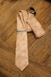 Mens Stacy Adams Peach Geometric Design Tie W/ Matching Pocket Square NEW - Picture 1 of 1