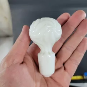 Decantador de vidrio de leche blanco tapón de vino en relieve sin marcas - Imagen 1 de 5