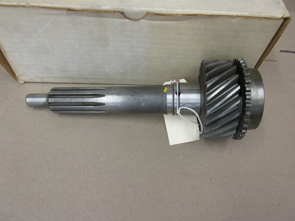 Nuevo de Lote Antiguo 1965-68 T16 Transmisión Maindrive Input Gear Chevy Chevelle Camaro Foto 1 de 1