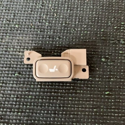 1997 - 2001 LEXUS ES300 LUMBAR SEAT CONTROL TAN TRIM OEM 97 98 99 00 01 - Image 1 of 4