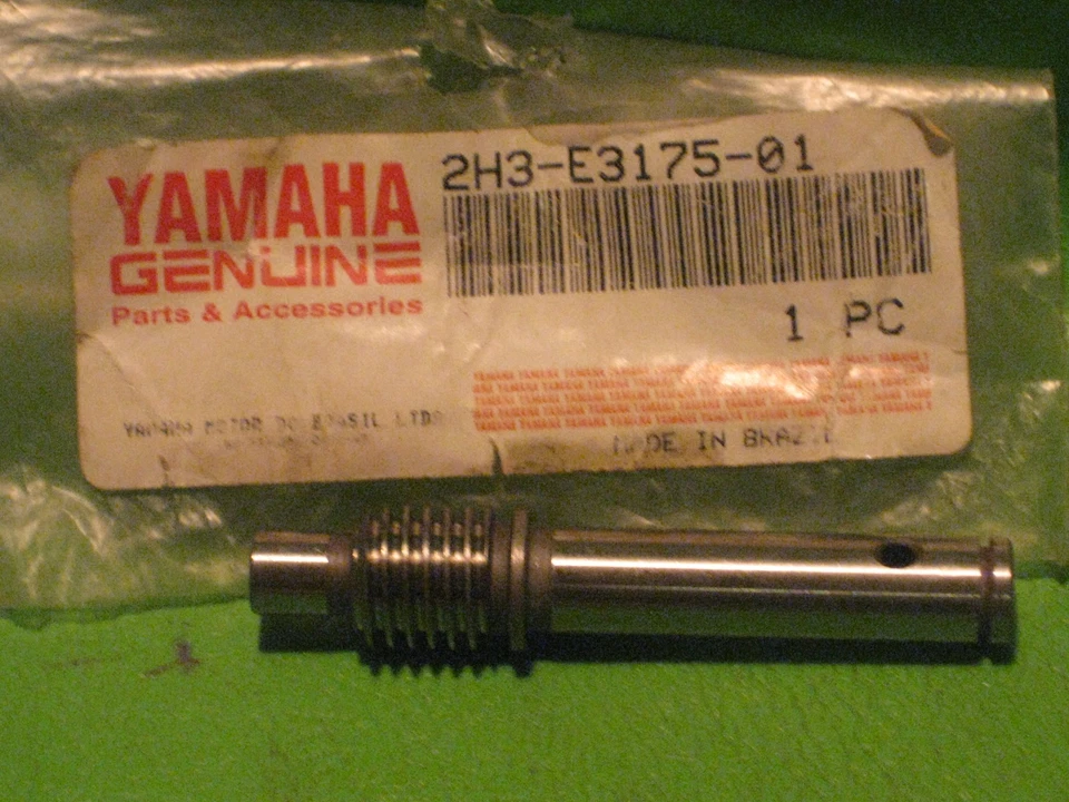 YAMAHA RT180 1990-98 BOMBA DE ACEITE EJE HELICOIDAL OEM # 2H3-E3175-01-00 Foto 1 de 1