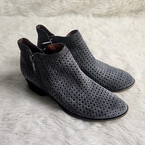 Lucky Brand Womens Sz 7.5 Shoes Booties Ankle Boots Gray Suede Perforated - Picture 1 of 7
