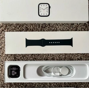 Apple Watch Series 7 - 41mm Midnight Aluminum - Excellent Condition - Afbeelding 1 van 11