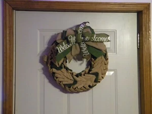 BURLAP WELCOME DOOR WREATH - Picture 1 of 2