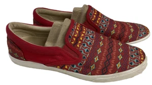 BUCKETFEET Vermillion Red Colorful Aztec Design Sneakers Womens Sz 9 EUC - Picture 1 of 10