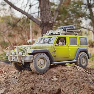 Maisto 1/18 Hummer HX Dirty Edition Diecast Model Car Gifts Gray/Pearl Red/Green - Picture 1 of 11