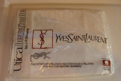 Yves Saint Laurent J P Stevens Utica Beauticale 2 fundas de almohada estándar blancas nuevas en paquete Foto 1 de 2