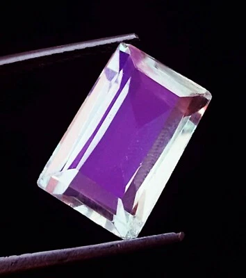 Mystic Opal Smaragd Form 8.35 Karat Lose Edelstein mit Gratis Geschenk - Bild 1 von 4