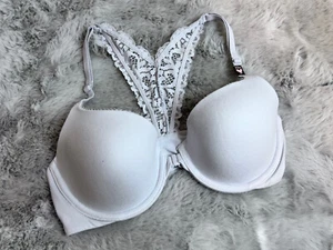 Reggiseno Body By Victorias Secret 32D Semi Foderato Blu chiaro Pizzo Chiusura Anteriore - Foto 1 di 4