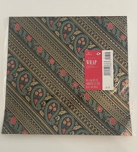 Vintage Wrapping Paper Hallmark Christmas Holiday 8 1/3 Sq Ft Gold Red Black - Picture 1 of 4