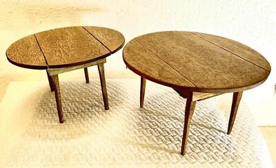 Round folding table in 1:12 scale - Immagine 1 di 2
