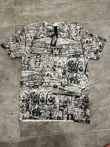 WWE WRESTLEMANIA 39 SUPERSTORE EXCLUSIVE GRAFFITI T-SHIRT MEDIUM - Picture 1 of 6