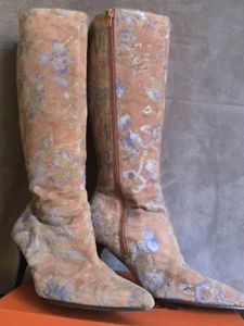 GEPRÄGTER HALBHOHER STIEFEL - OBERMATERIAL AUS LEDER - 8 - 2" ABSATZ - Bild 1 von 3