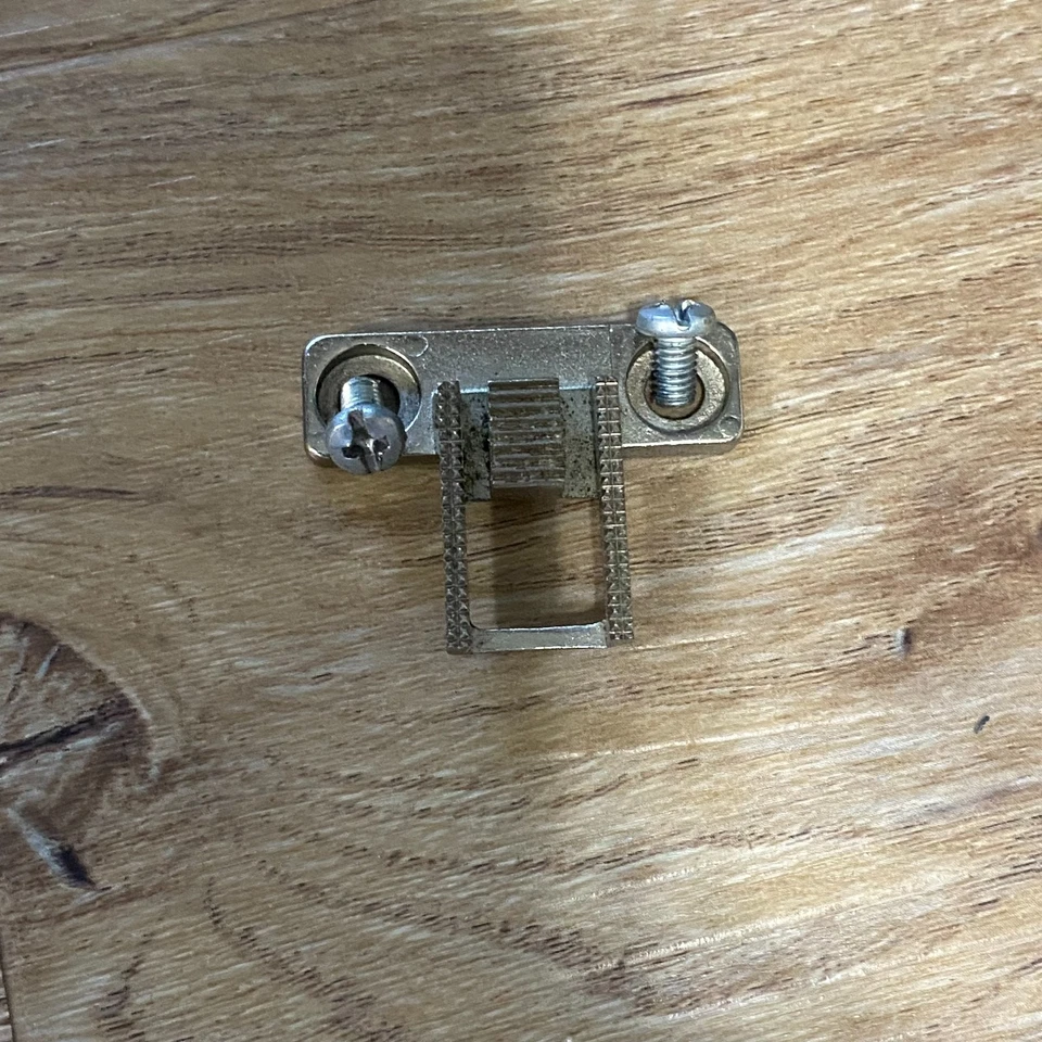 Kenmore 385 Sewing Machine 385.1782480 Replacement OEM Part Feed Dog - Image 1 of 1