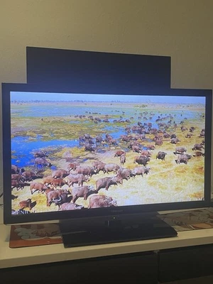 Toshiba 26EL933G 66 cm (26 Zoll) 720p HD LED LCD Fernseher - Bild 1 von 4