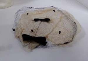50s Vintage Black Hair or Hat Net with Black Velvet Bow - Picture 1 of 7