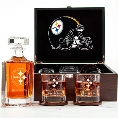 Pittsburgh Steelers - Engraved Football Whiskey Decanter 2 Glasses In Wood Box - Image 1 of 4