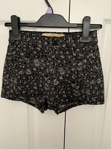 Hollister shorts Grey animal print High rise size 00 w23 - Picture 1 of 2